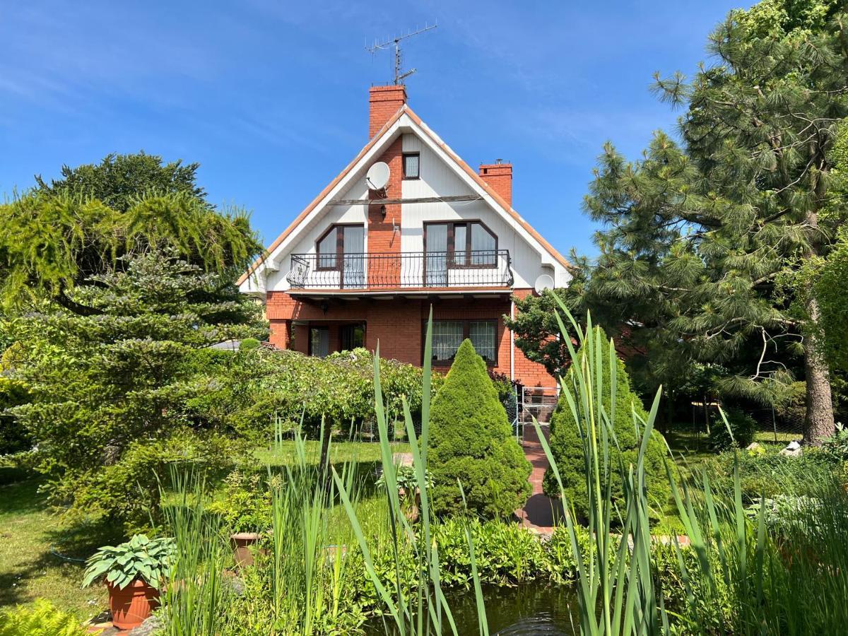 Willa Garden 2 Z Pieknym Ogrodem I Tarasem Ustronie Morskie Bagian luar foto
